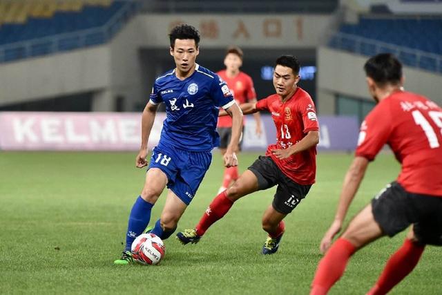 小鹏电动车成功交易碳积分 收入预期超10亿